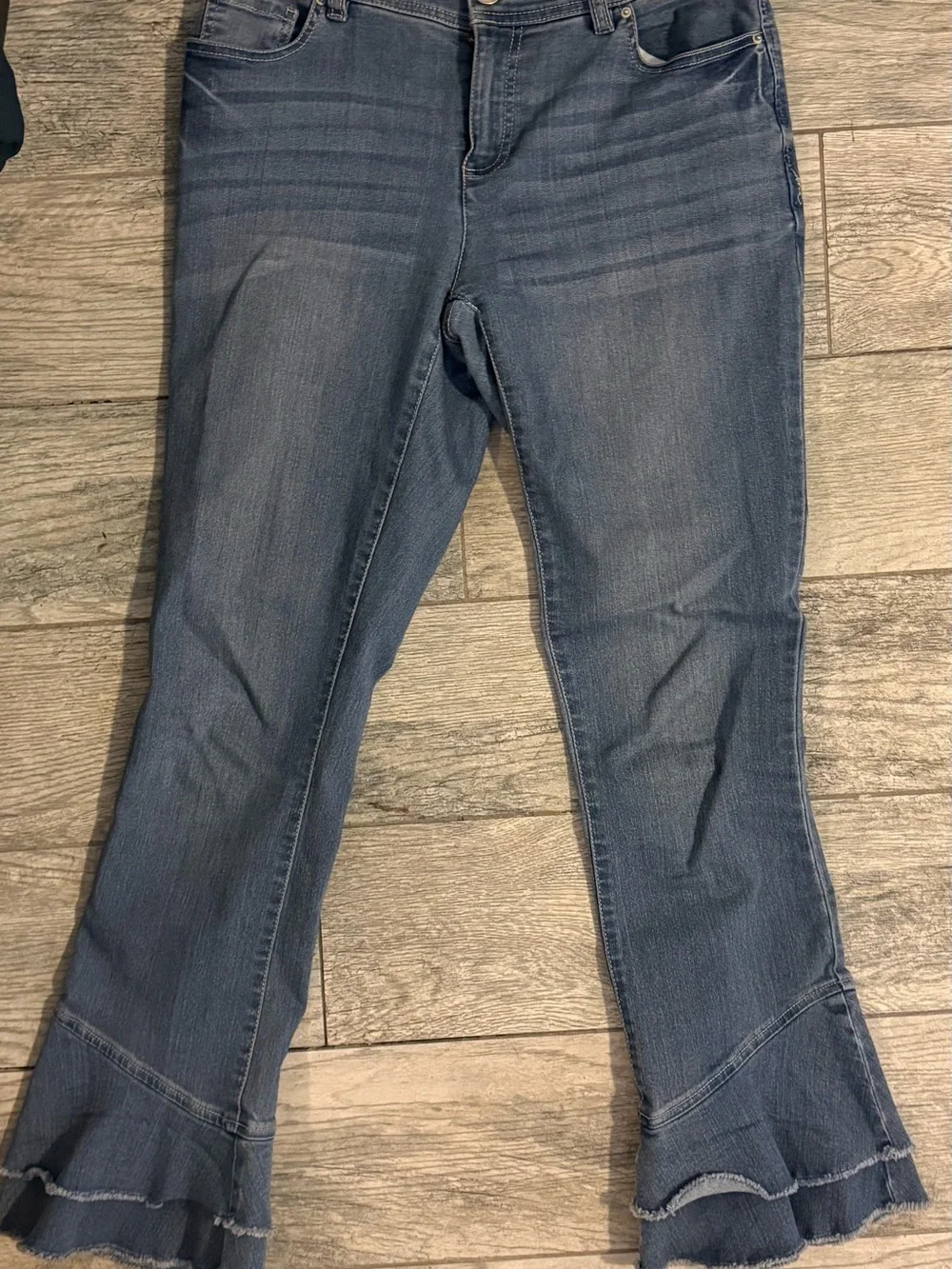 INC International Concepts Double Ruffle Hard 2Find size 2